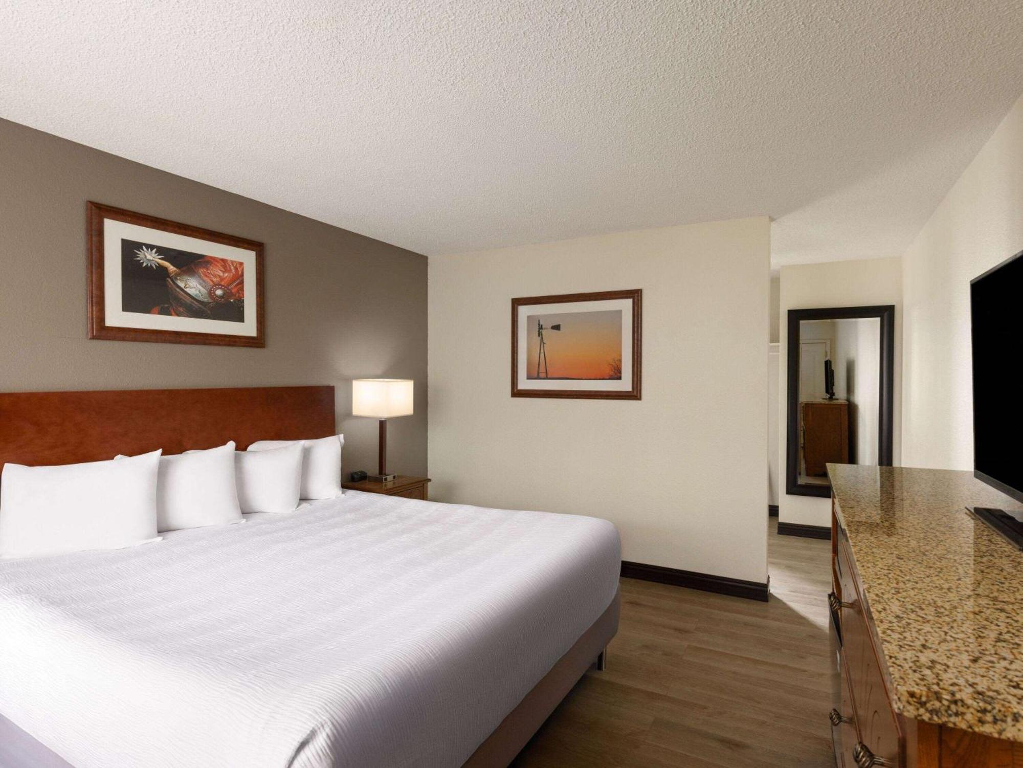 Ramada By Wyndham Elko Hotel At Stockmen'S Casino מראה חיצוני תמונה