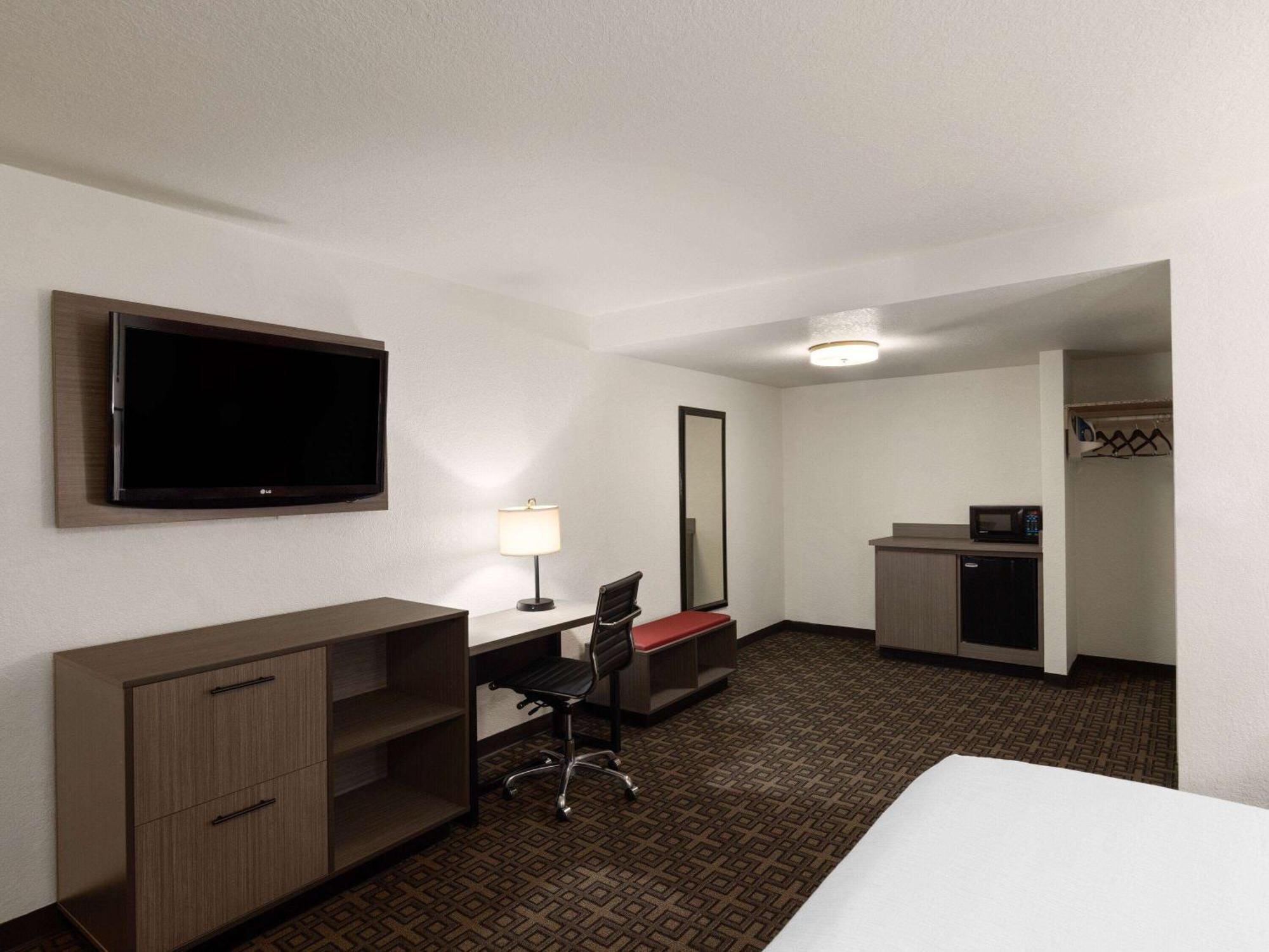 Ramada By Wyndham Elko Hotel At Stockmen'S Casino מראה חיצוני תמונה