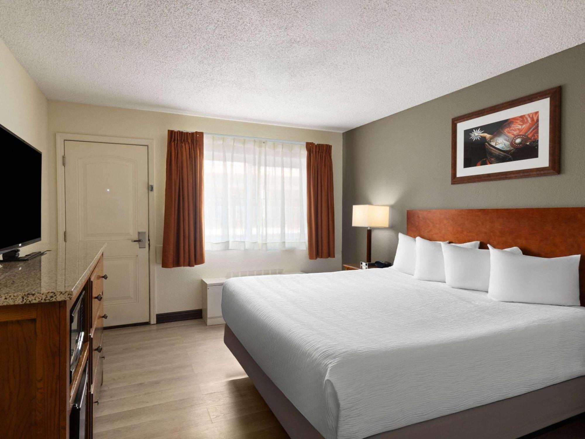Ramada By Wyndham Elko Hotel At Stockmen'S Casino מראה חיצוני תמונה