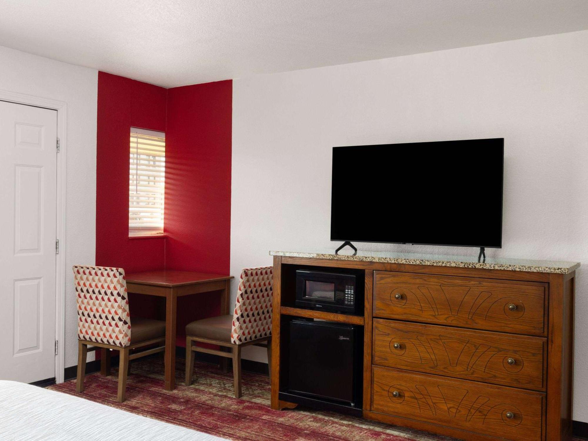 Ramada By Wyndham Elko Hotel At Stockmen'S Casino מראה חיצוני תמונה